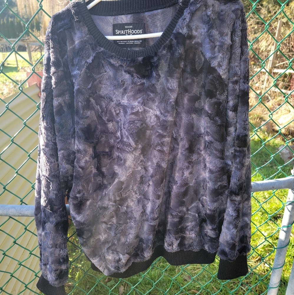 Spirit hoods "shark" faux fur sweater size L. Lightly worn. Good condition.